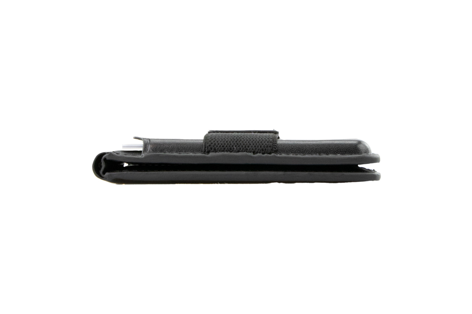 Garzini MagSafe Wallet Stand